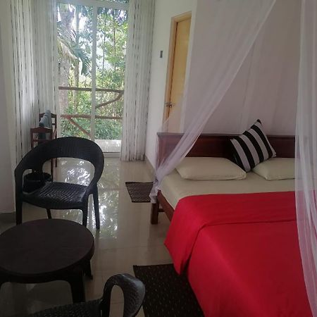Isuru Homestay Ella Exterior foto